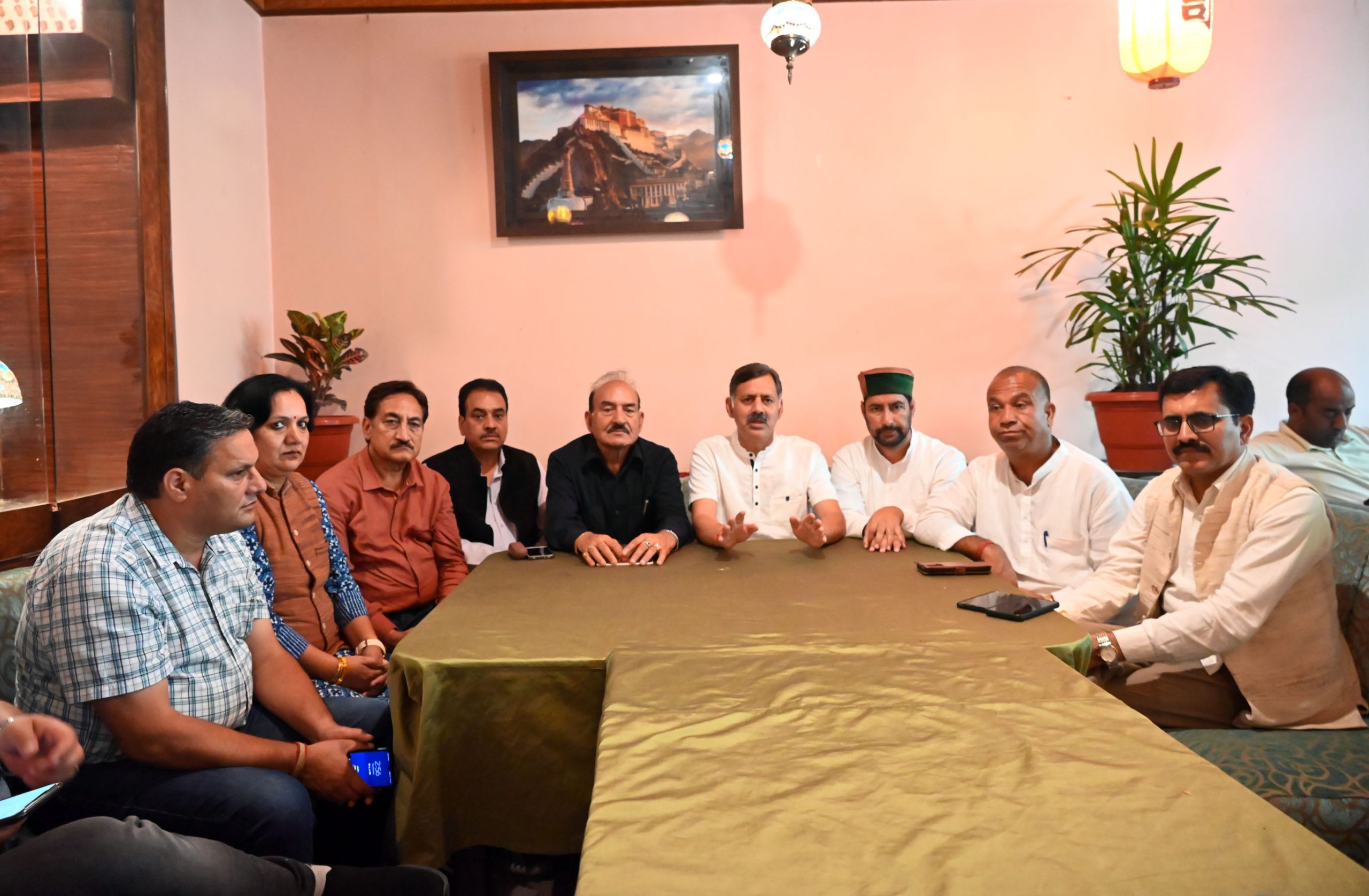 राज्य सरकार