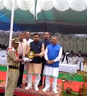बिलासपुर में मंत्री राजेंद्र गर्ग स्वतंत्रता दिवस पर ध्वजारोहण की 