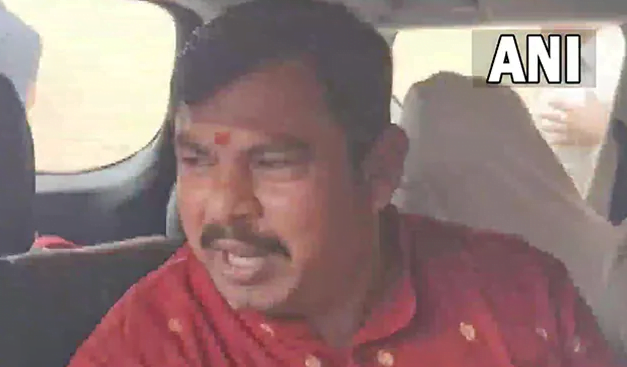 सर तन से जुदा