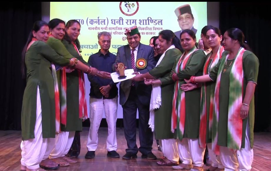 आंगनबाड़ी व आशा वर्कर के लिए नई पॉलिसी बनाएगी सरकार