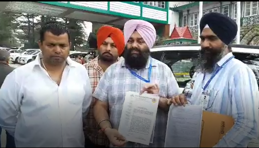 टैम्पो ट्रैवलर पर लगा टैक्स : भड़के पंजाब के टैक्सी युनियन, सरकार से फैसला वापिस लेने की मांग