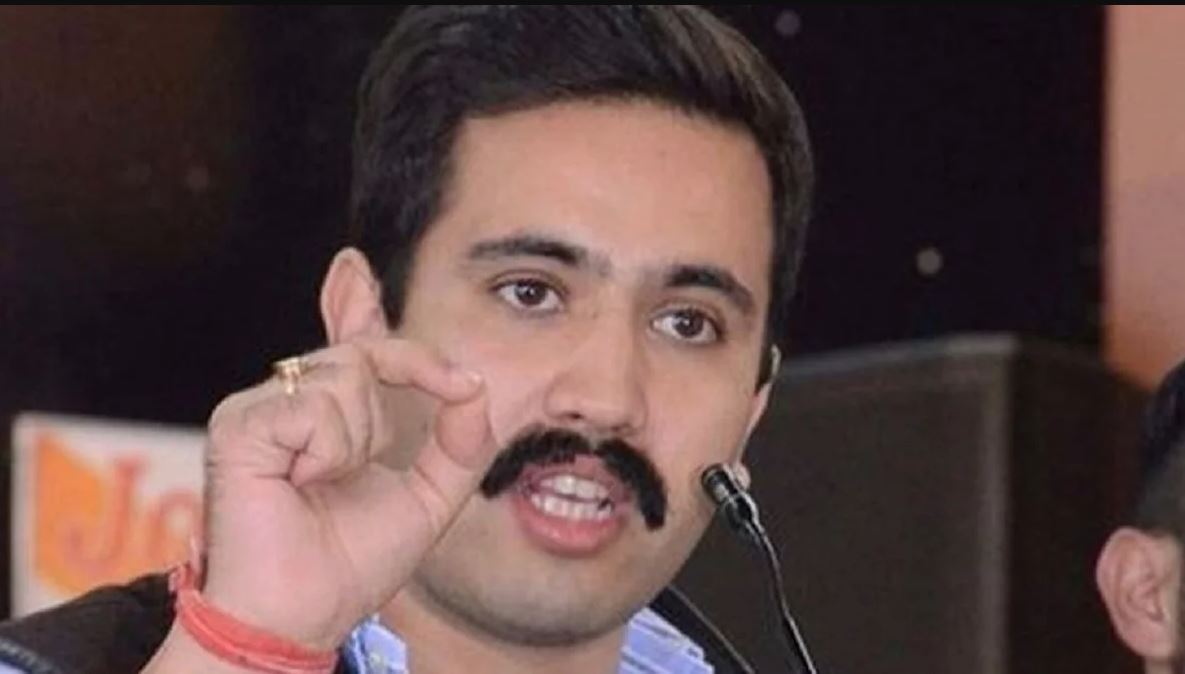 बरसात से तबाह हुई हिमाचल की सड़कों को 15 सितंबर तक पूरी तरह ठीक करने का लक्ष्य
