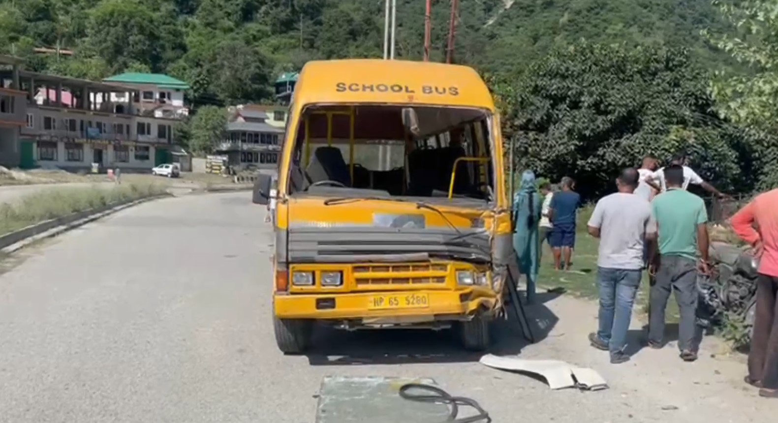accident in pandoh