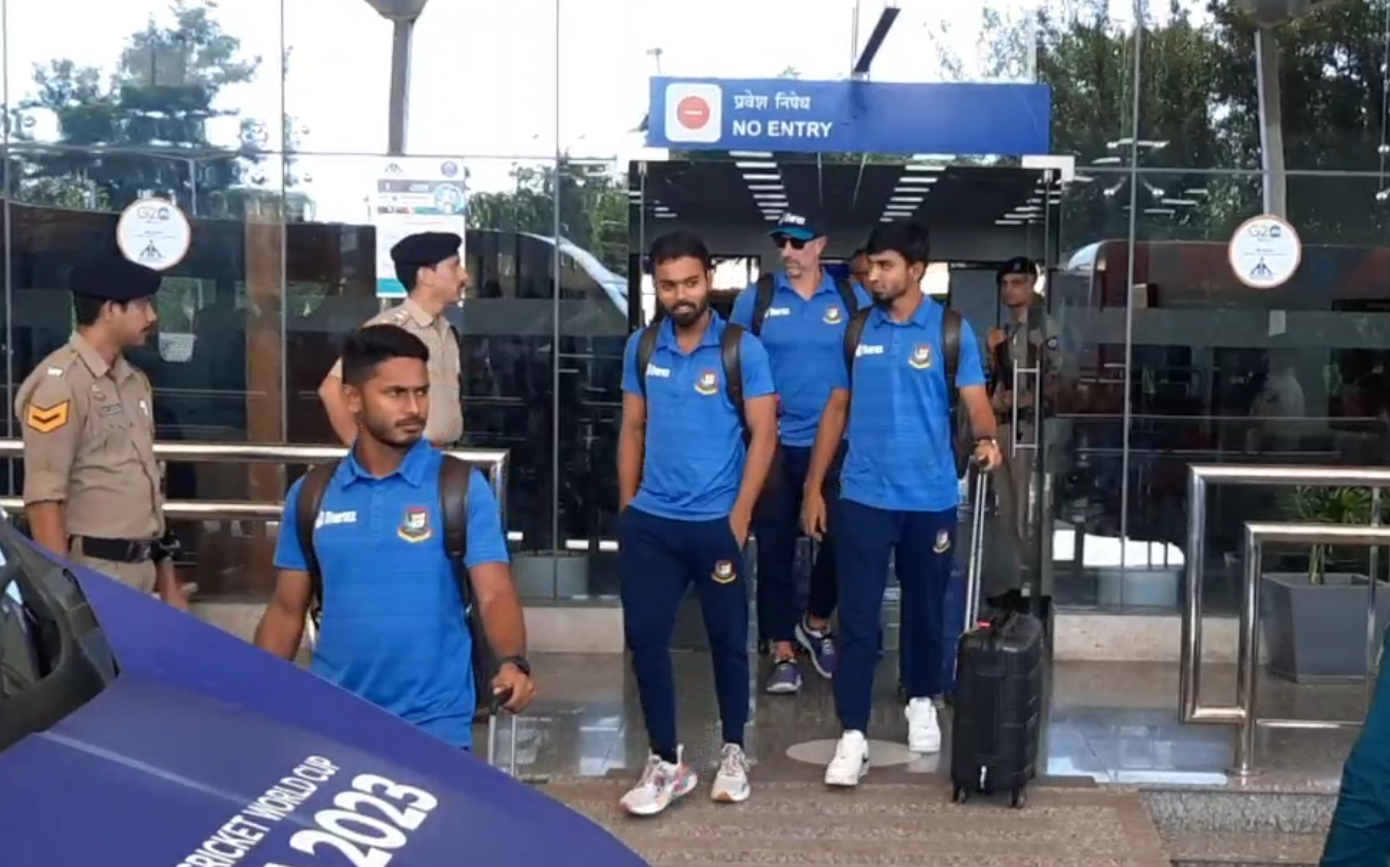 धर्मशाला पहुंची बांग्लादेश की टीम