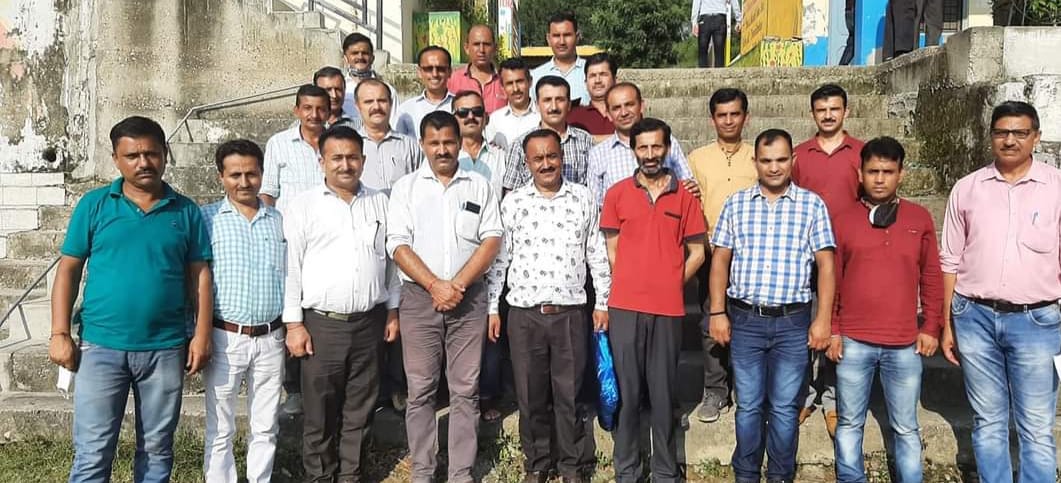 सिरमौर शिक्षक संघ की विदेश यात्रा को लेकर टिप्पणी : प्रवक्ता संघ