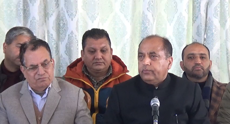 लज्जा होगी तो आपदा के बाद जश्न में शामिल नहीं होंगे प्रियंका, राहुल