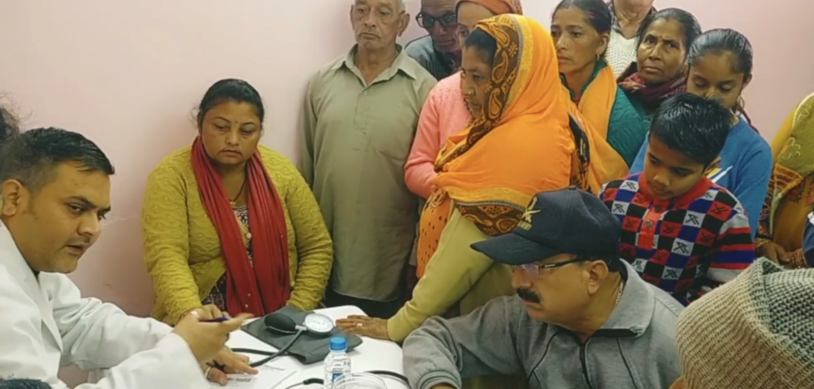 हारचकियाँ में रोटरी क्लब ने लगाया मेडिकल कैम्प, 300 के करीब ओपीडी दर्ज