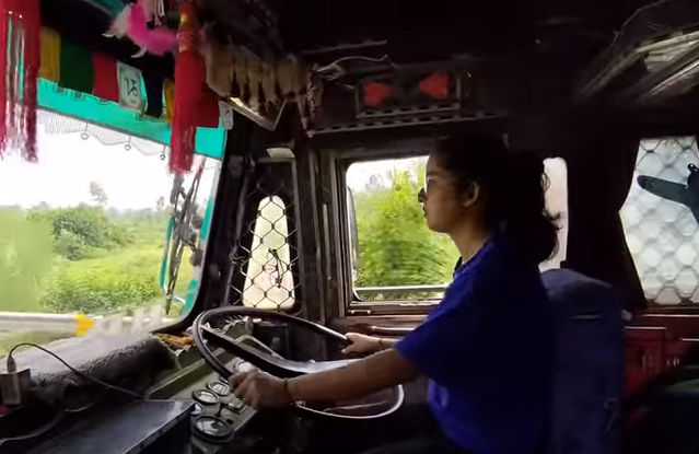 सरकाघाट की बेटी बनी ट्रक ड्राइवर; स्नात्तक तक की है पढ़ाई ...
