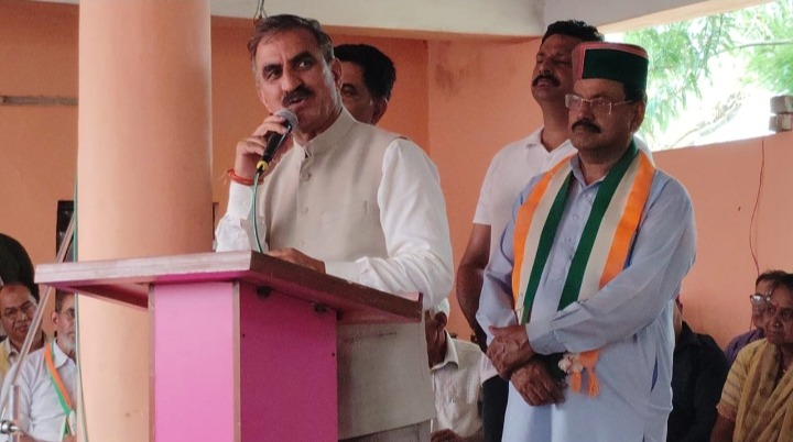 मुख्यमंत्री ठाकुर सुखविंदर सिंह सुक्खू