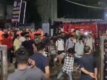 दिल्ली के कोचिंग इंस्टीट्यूट में भरा पानी, तीन छात्राओं की मौत
