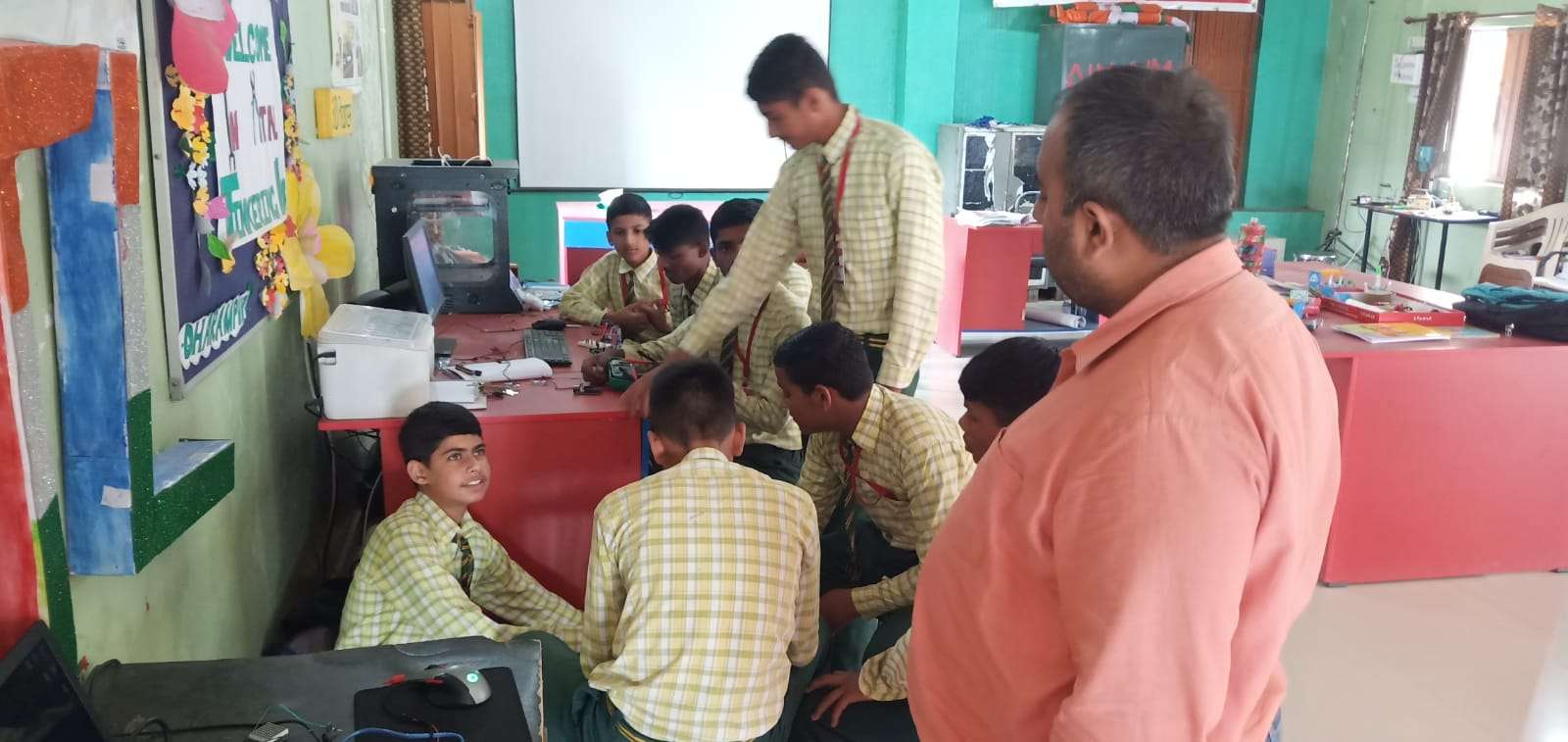 धर्मपुर स्कूल