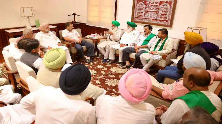 किसान नेताओं ने राहुल गाँधी से की मुलाकत