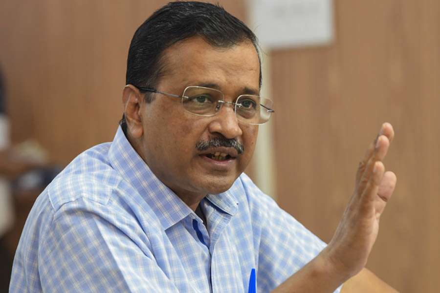 सुप्रीम कोर्ट पहुंचे अरविंद केजरीवाल, रिहाई की मांग