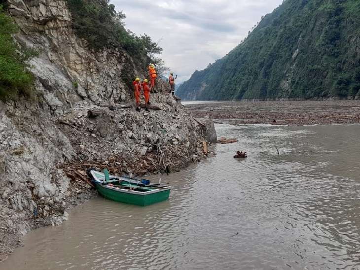 सतलुज में मिले शवों की शिनाख्त , सर्च अभियान अभी भी जारी