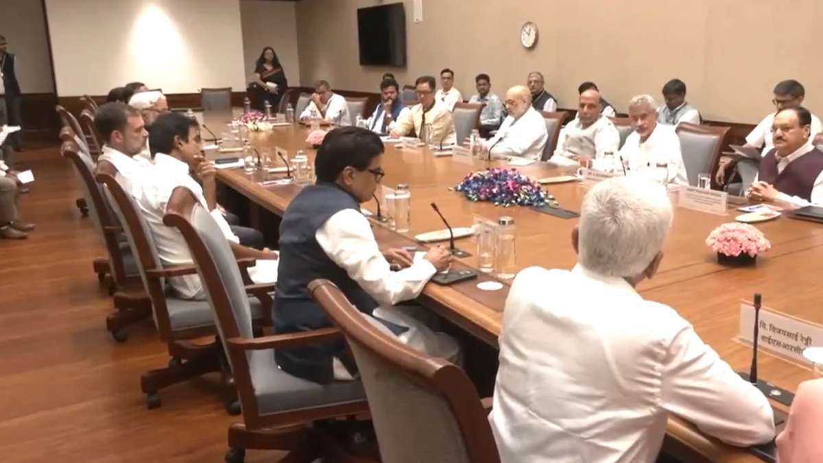 बांग्लादेश संकट पर विदेश मंत्री की अध्यक्ष्ता में सर्वदलीय बैठक