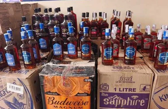 पिछले 3 दिनों में मंडी पुलिस ने पकड़ी 400 के करीब अवैध शराब की पेटियां