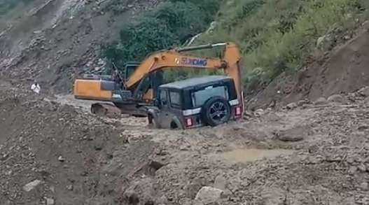 चंडीगढ़-मनाली नेशनल हाइवे बीती रात 1 बजे से बंद