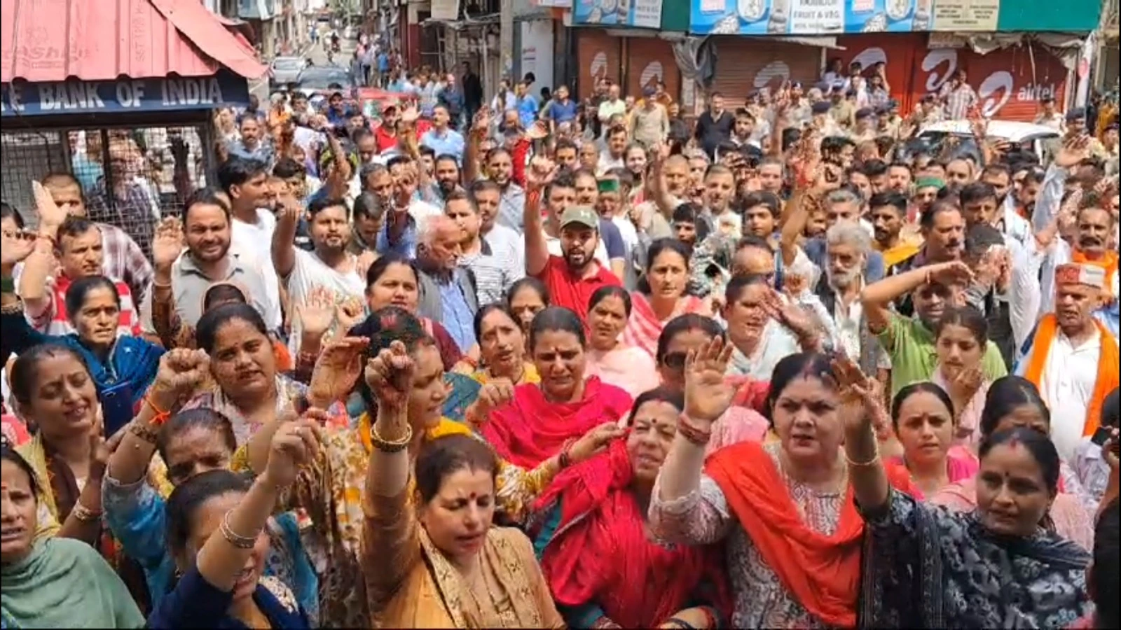 हिमाचल में थमने पर नहीं आ रहा मस्जिद विवाद