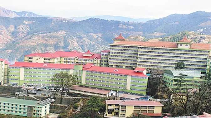 पटाखों की चपेट में आए शिमला के चार लोग, IGMC में हुए भर्ती