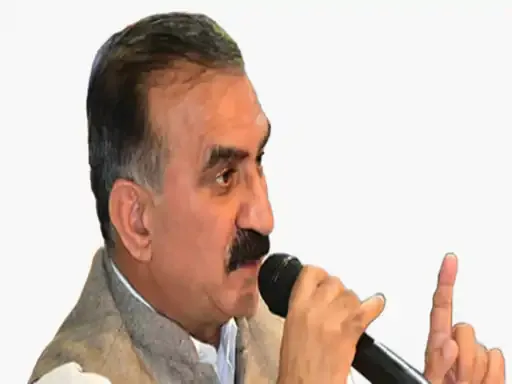 कमलेश ठाकुर को मंत्री बनाने पर उठे सवाल, सीएम सुक्खू पर दबाव