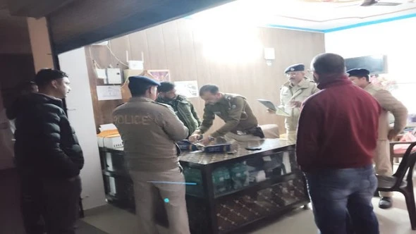 पालमपुर में पुलिस ने देह व्यापार का भंडाफोड़, तीन गिरफ्तार