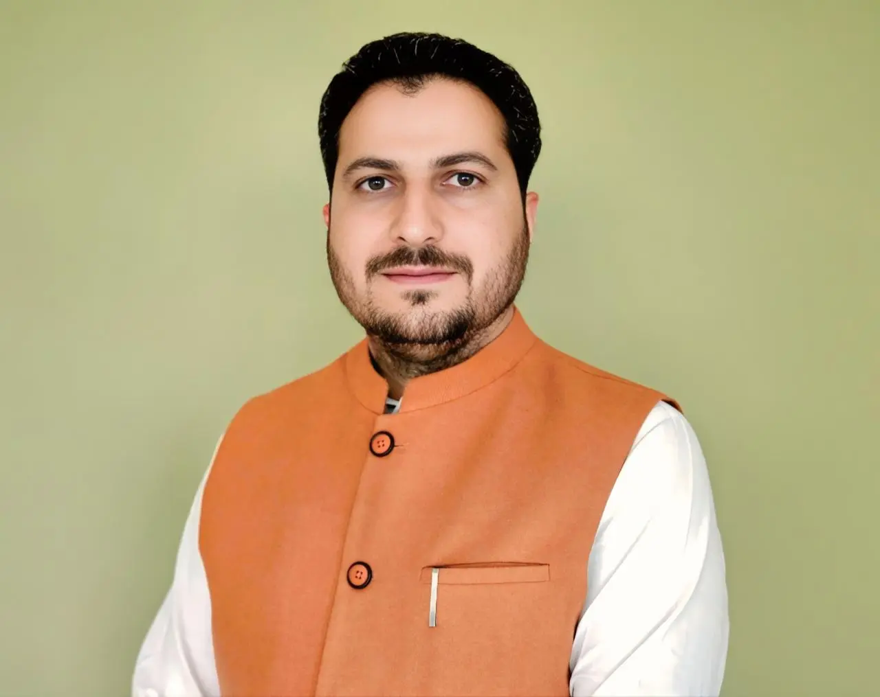 शिक्षकों और कर्मचारियों की आवाज दबाने पर उतरी सरकार लोकतंत्र का हो रहा खुला अपमान : राकेश जम्बाल
