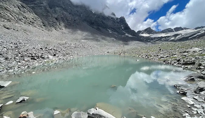मणिमहेश यात्रा 2025: हेली टैक्सी बुकिंग अब होगी ऑनलाइन घर बैठे करें बुकिंग, बचें फ्रॉड से!
